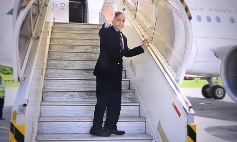 Sharif Departs for Austria on First Official Visit by Pakistani PM in Over 30 Years