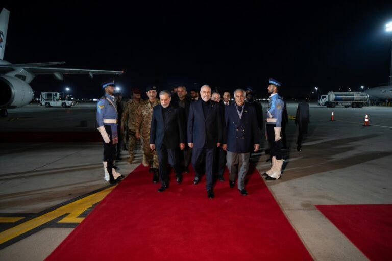 Iranian High-Level Delegation Arrives in Islamabad for Crucial US-Iran Peace Talks