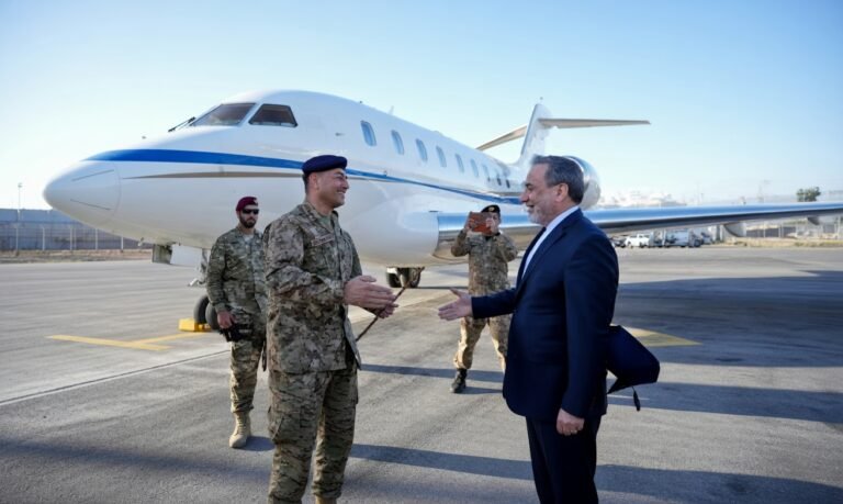 Pakistan Steps Up Mediation Efforts as High-Level Delegation Arrives in Tehran for US-Iran Talks