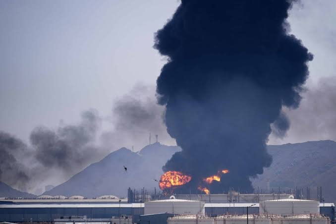 US Renews Strikes on Iran as Strait of Hormuz Crisis Deepens