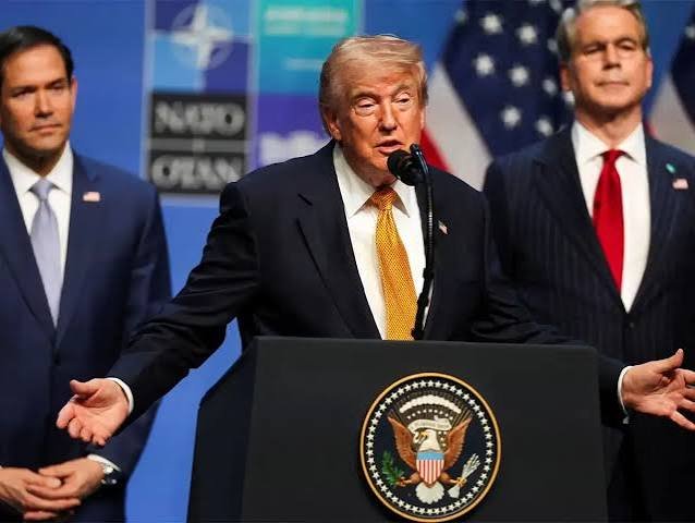 Trump Reimposes Iran Port Blockade, Threatens Strikes on Energy Infrastructure