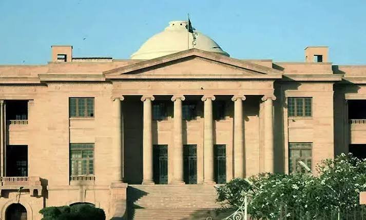 SHC Orders High-Level Probe into HIV Outbreak at Karachi Hospital