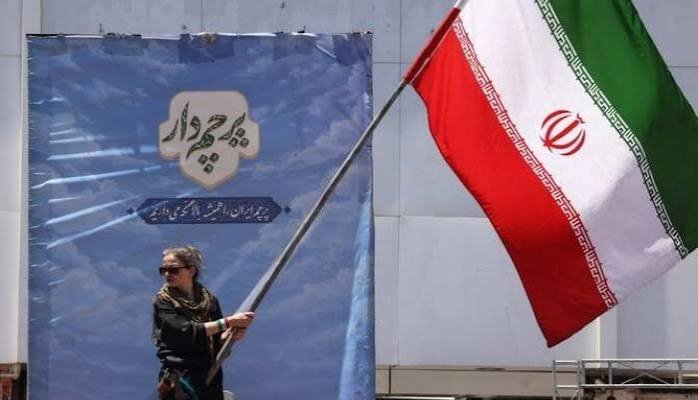 US Says Hormuz Deal With Iran Could Be Reached Within Hours Amid Fresh Maritime Attacks